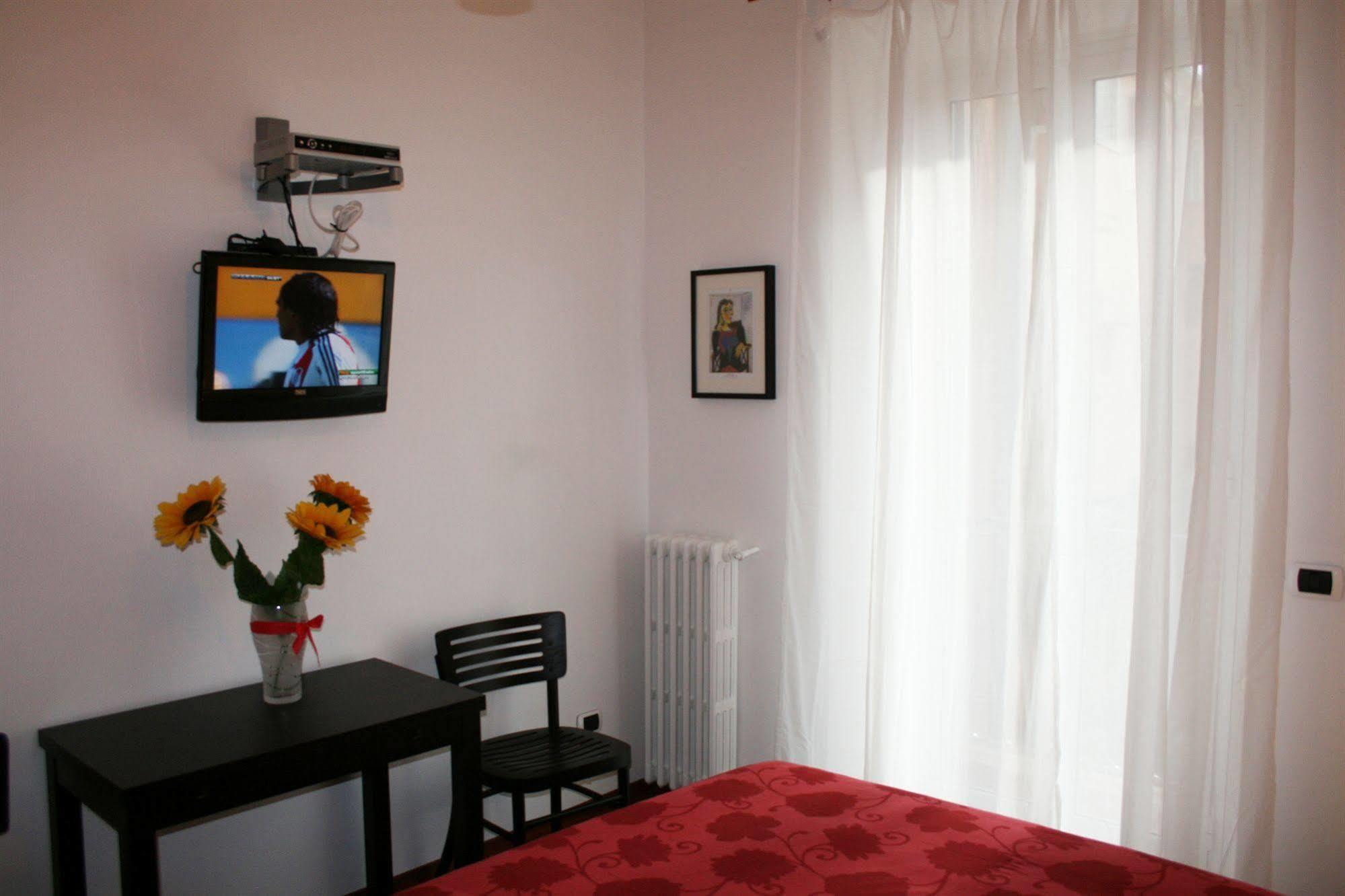 Macao Rooms Rome Exterior photo