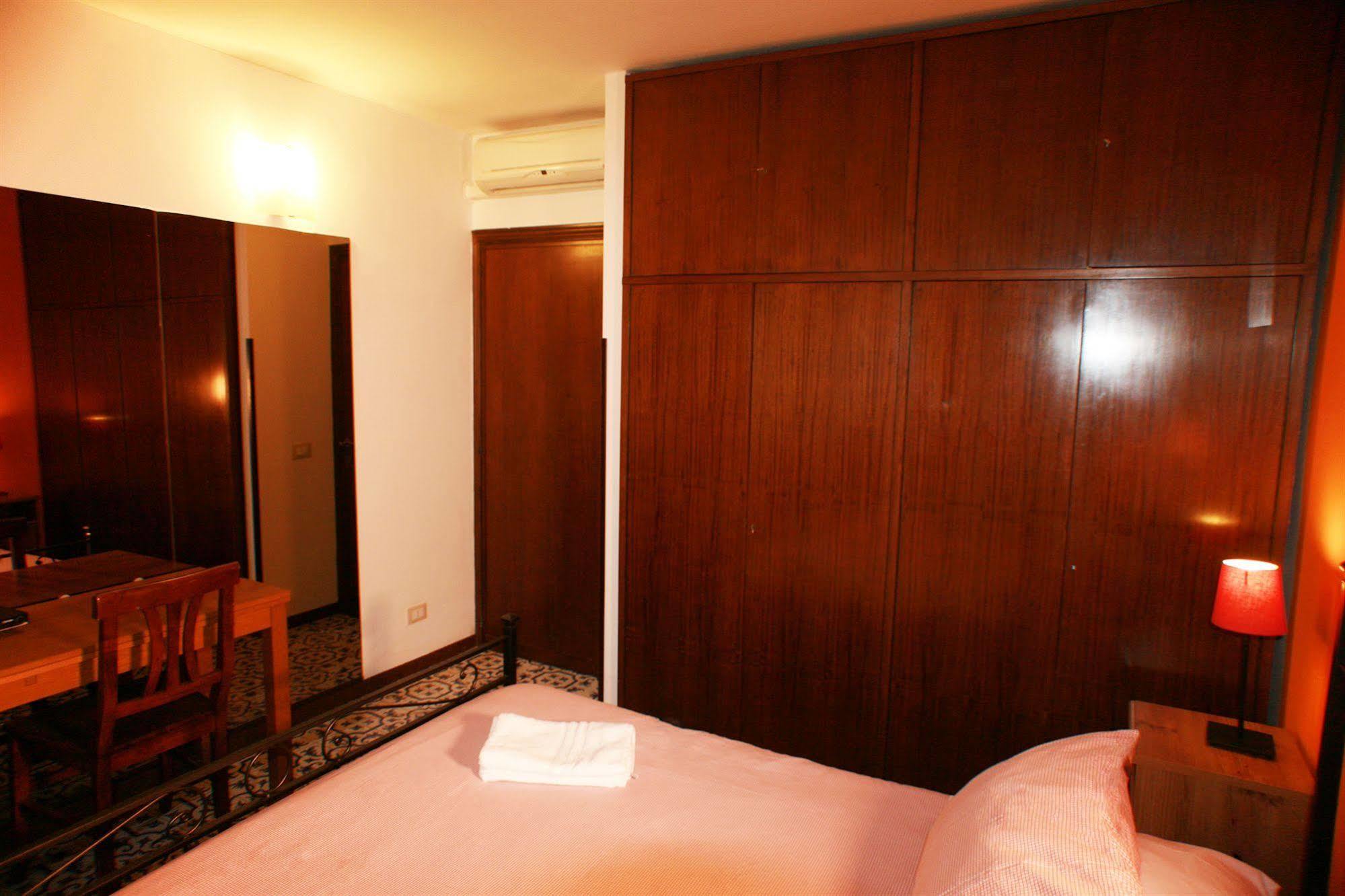 Macao Rooms Rome Exterior photo