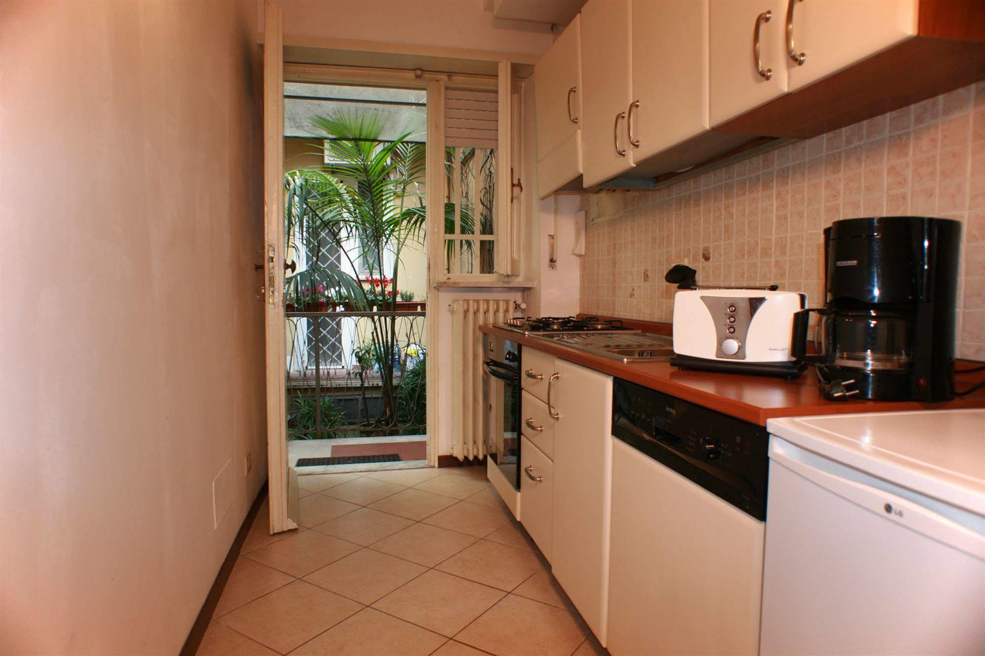 Macao Rooms Rome Exterior photo