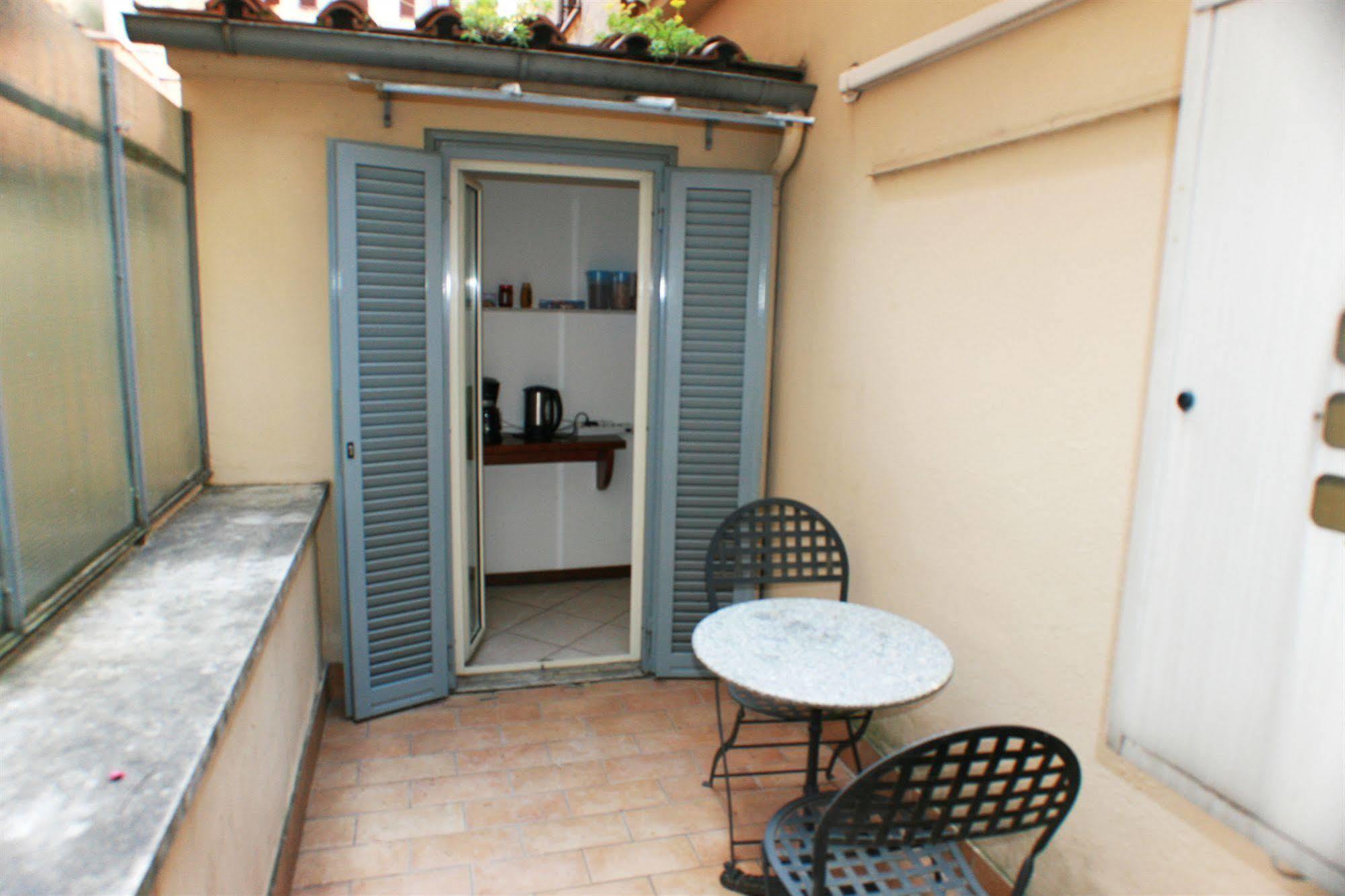 Macao Rooms Rome Exterior photo